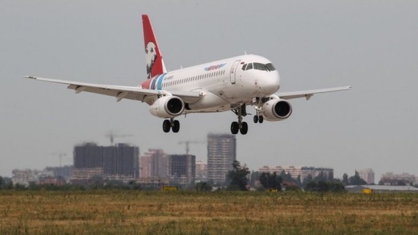 Россия рассмотрит возможность поставки Пакистану 16 самолетов SSJ100