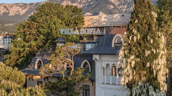 В Крыму закрылся роскошный отель Ротару