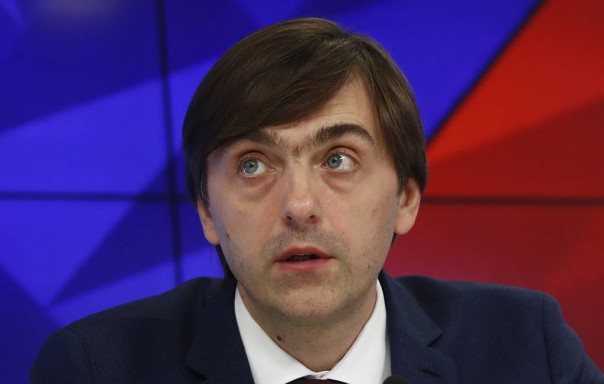 Глава Рособрнадзора не исключил возможной отмены аккредитации вузов