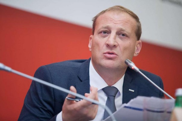 На Путина Казинец «не кричал», но сорвался на подчиненных – все из-за долгов и проблем с ЖК «Баркли Медовая долина»