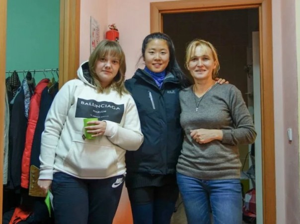 Девушка из Южной Кореи прокатилась автостопом по Сибири (осталась в легком шоке от нашей страны)