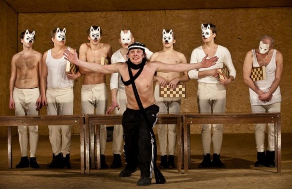 Голые задницы за государственные деньги