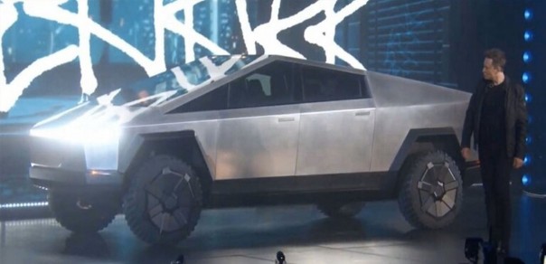 Американские пользователи оценили "русский Tesla Cybertruck"