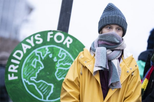 «Изнасиловать и спустить собак». Осужден мужчина, угрожавший Грете Тунберг