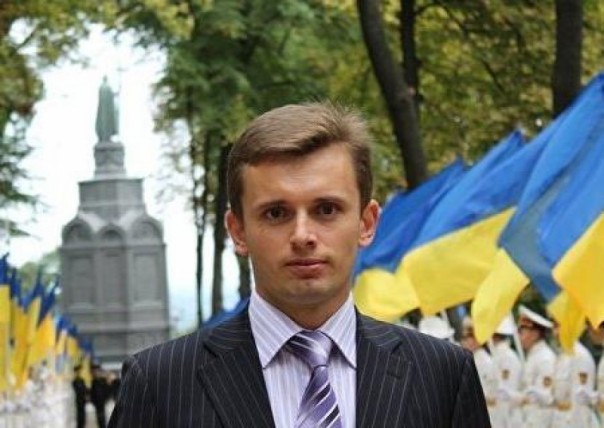 Руслан Бортник о главных трендах наступающего года для Украины: консервация бедности, общественная инертность, война олигархата с Западом