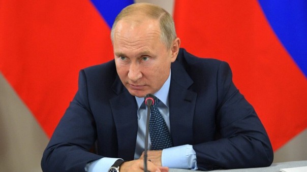 Рыльце в пушку: Польша проглотила «антисемитскую свинью» от Путина