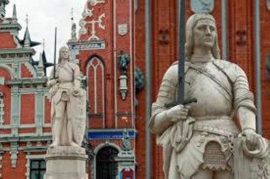 Как надо правильно мстить русским? Логика - 80 уровень.