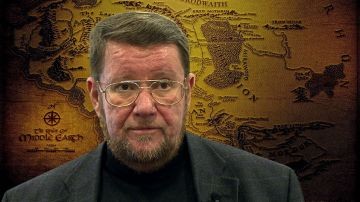 Армагеддоныч. Кто стоит за дверью? | Навальный, Навальная и фонарики