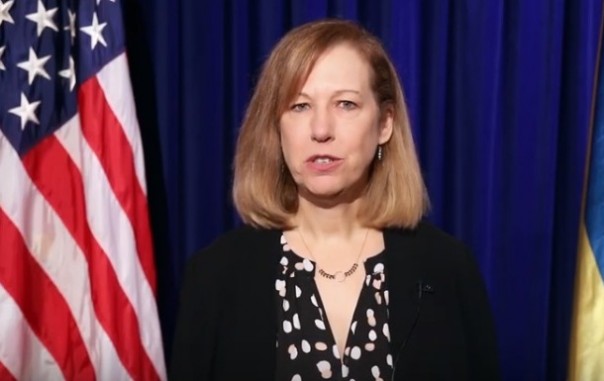 Новый посол США Кристина Квин начала работу на Украине