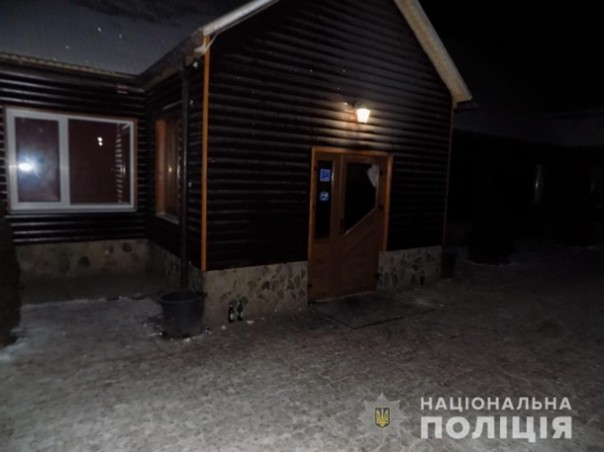 На Закарпатье мужчина облил иностранца бензином и поджег