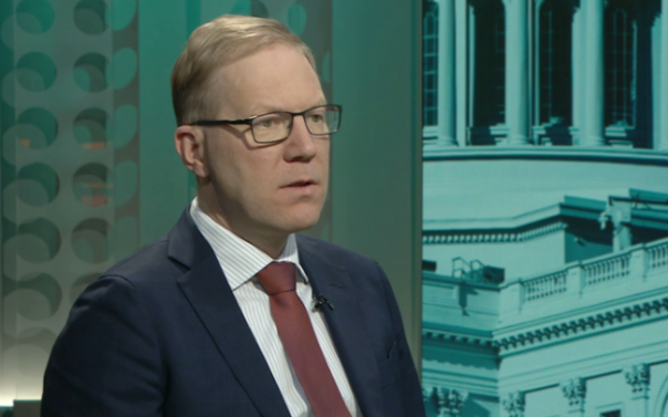 В Эстонии звучат призывы во всём повиноваться воле США