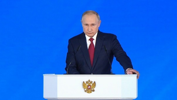 Все школьники начальных классов будут обеспечены горячим питанием