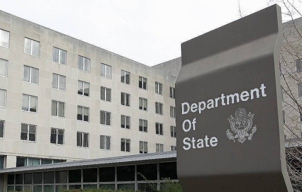 Госдеп пытается разобраться, что означает отставка главы правительства России