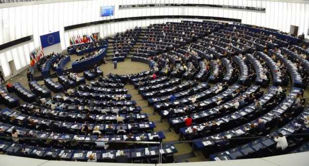 В Европарламенте обвинили Россию в "искажении" истории Второй мировой