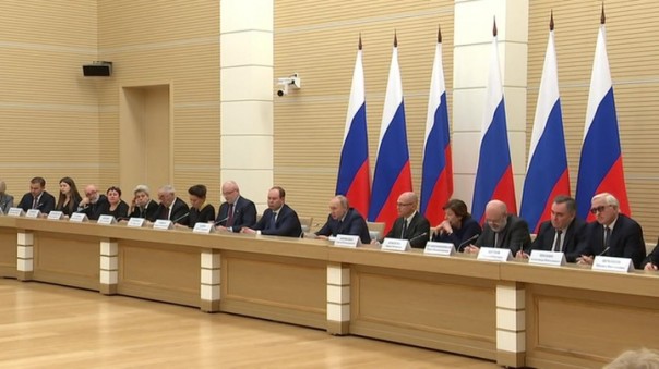 "Первый подход к снаряду": рабочая группа начала готовить поправки в Конституцию