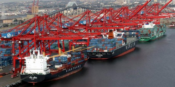 Основные нюансы, касающиеся транспортировки коммерческих грузов из США в Россию