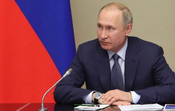 Путин внес в Думу проект закона о поправке к Конституции