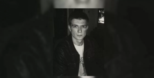 В центре Киева в здании ЦИК застрелился мужчина в камуфляже