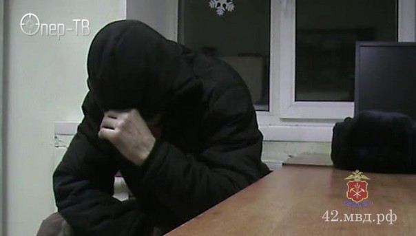 Житель Кузбасса взломал автомат с игрушками и раздал их детям