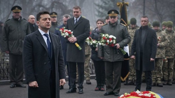 Политический провал Зеленского ставит под вопрос российско-украинские переговоры