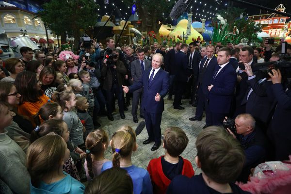 В Москве открылся российский аналог Диснейленда «Остров мечты»