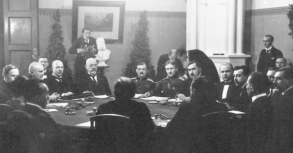 Тартуский договор утратил силу: Эстонии бессмысленно рассчитывать на земли России