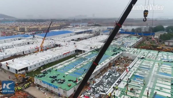 В Китае сдали больницу, возведенную в рекордные сроки для зараженных коронавирусом