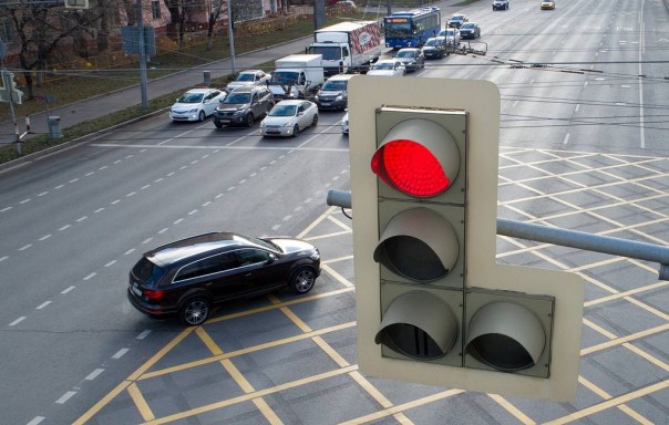 "Умные" перекрестки планируют внедрить в российских регионах в 2022 году