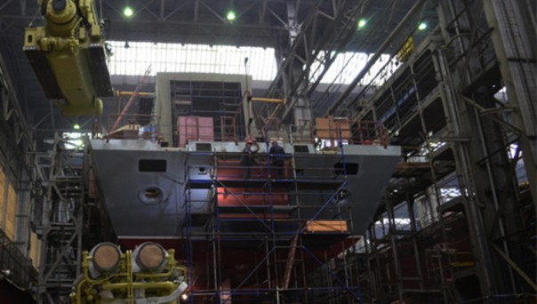 Первый фрегат с российским двигателем спустят на воду до 1 июля