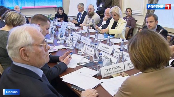 Более 400 предложений: рабочая группа по внесению поправок в Конституцию отчитается перед президентом