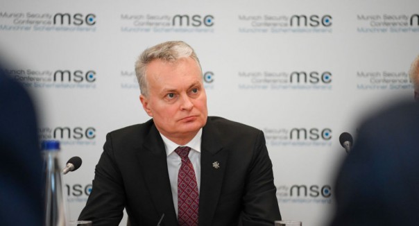 Президент Литвы назвал США "сдерживающим фактором для России"