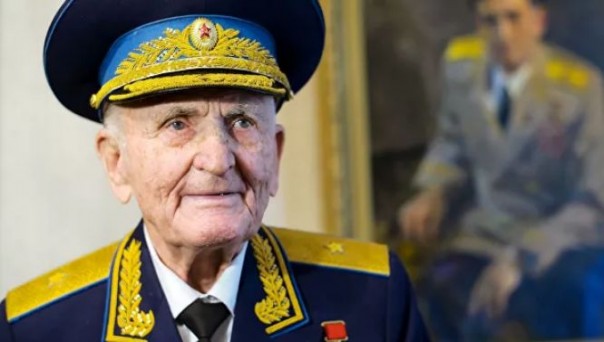 "Сжег 21 самолет": советский ас рассказал, как сбивал американцев