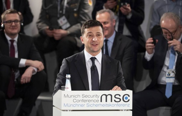 Выборы в Крыму и критика Трампа. О чем говорил Зеленский в Мюнхене