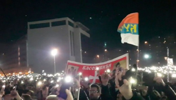 В столице Черногории более 60 тысяч верующих приняли участие в акциях протеста