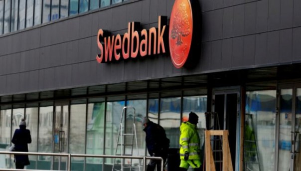 И скоро банк потребует развестись... Swedbank обязал мужа санкционировать жену — сотрудницу МИА «Россия сегодня»