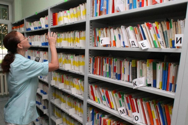 Под Киевом разгорелся скандал из-за отказа врача говорить по-украински