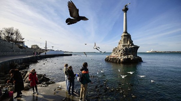 Больные фантазии украинских чиновников: Крым снова станет украинским. Андрей Бабицкий