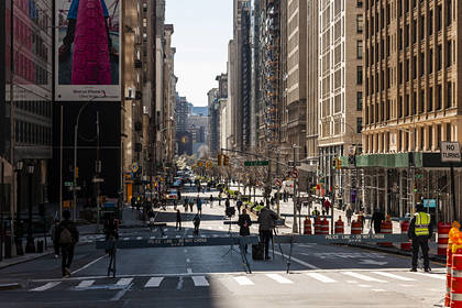 В Нью-Йорке зараженные коронавирусом начали умирать каждые 17 минут | Медик из США раскрыл правду о том, что на самом деле происходит