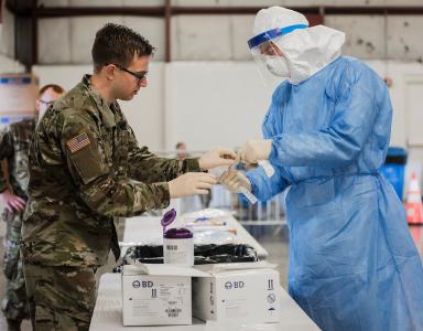 Минобороны США засекретило данные по пораженным коронавирусом, чтобы враги не могли оценить степень уязвимости США