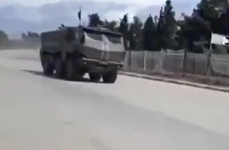 Это не "Дакар" - это гонки конвоев в Сирии