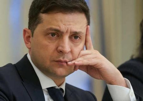 Эксперт призвал Украину готовиться к коллапсу из-за решений Зеленского