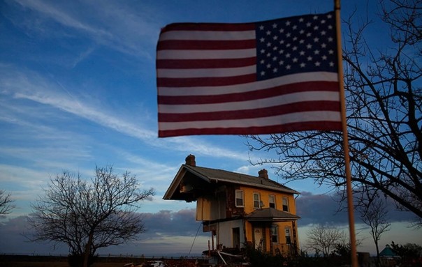 Александр Роджерс: Глубочайший системный кризис в США прогрессирует