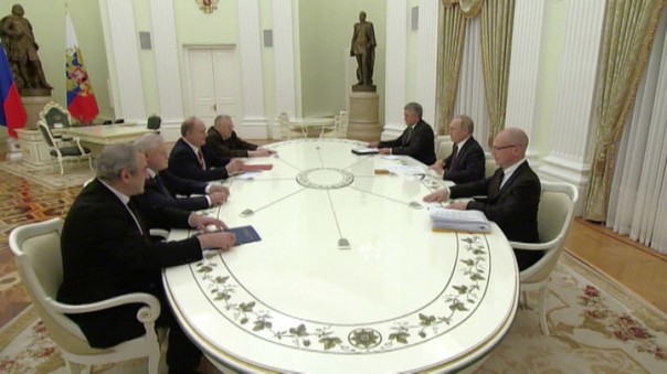 "Поправки в Конституцию готовы. Последнее слово - за россиянами". Путин провёл встречу с главами фракций Госдумы