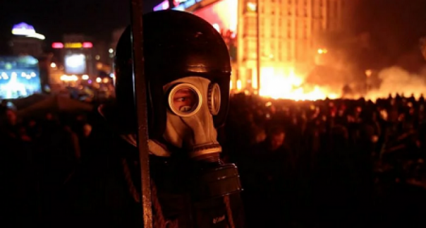 Карантин не помеха: радикалы анонсировали «марш добровольцев» в Киеве в противогазах