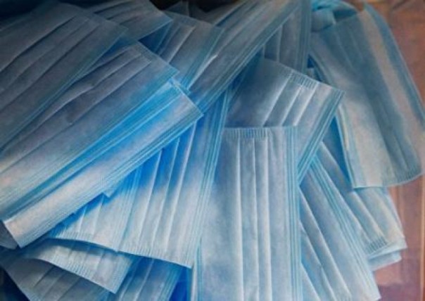 В Киеве вооруженные люди под видом СБУ отобрали у бизнесменов 100 тыс. медицинских масок