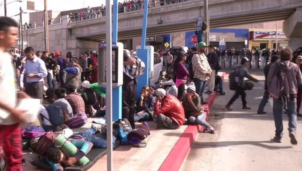 Трамп через твиттер объявил о закрытии границы между США и Канадой