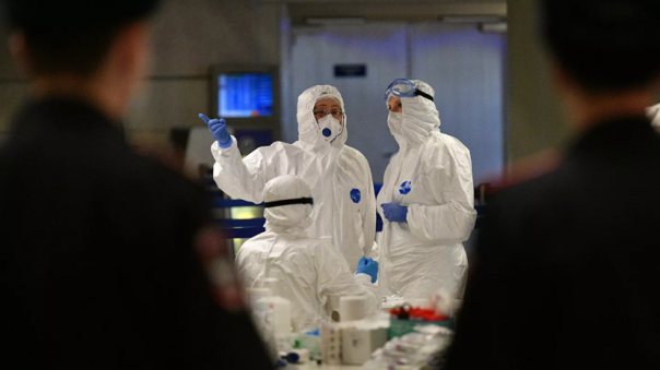 Ответственность за нарушение карантина в России ужесточат | В России выявили 71 новый случай заражения коронавирусом