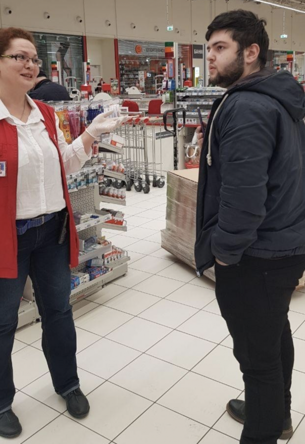 Про нехватку медицинских масок в России и спекулянтов на крови