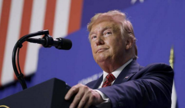 Трамп счел гибель 200 тысяч американцев от вируса "хорошим" сценарием