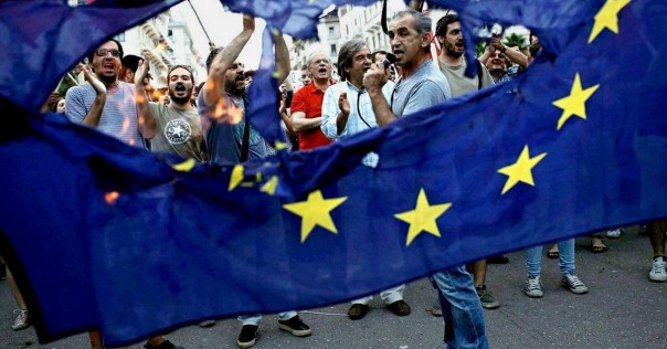 «Гнездо змей и шакалов»: между странами ЕС начинаются разборки из-за коронавируса